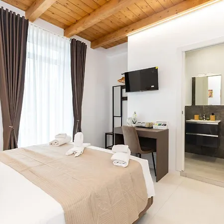 Konukevi Valentino 3*